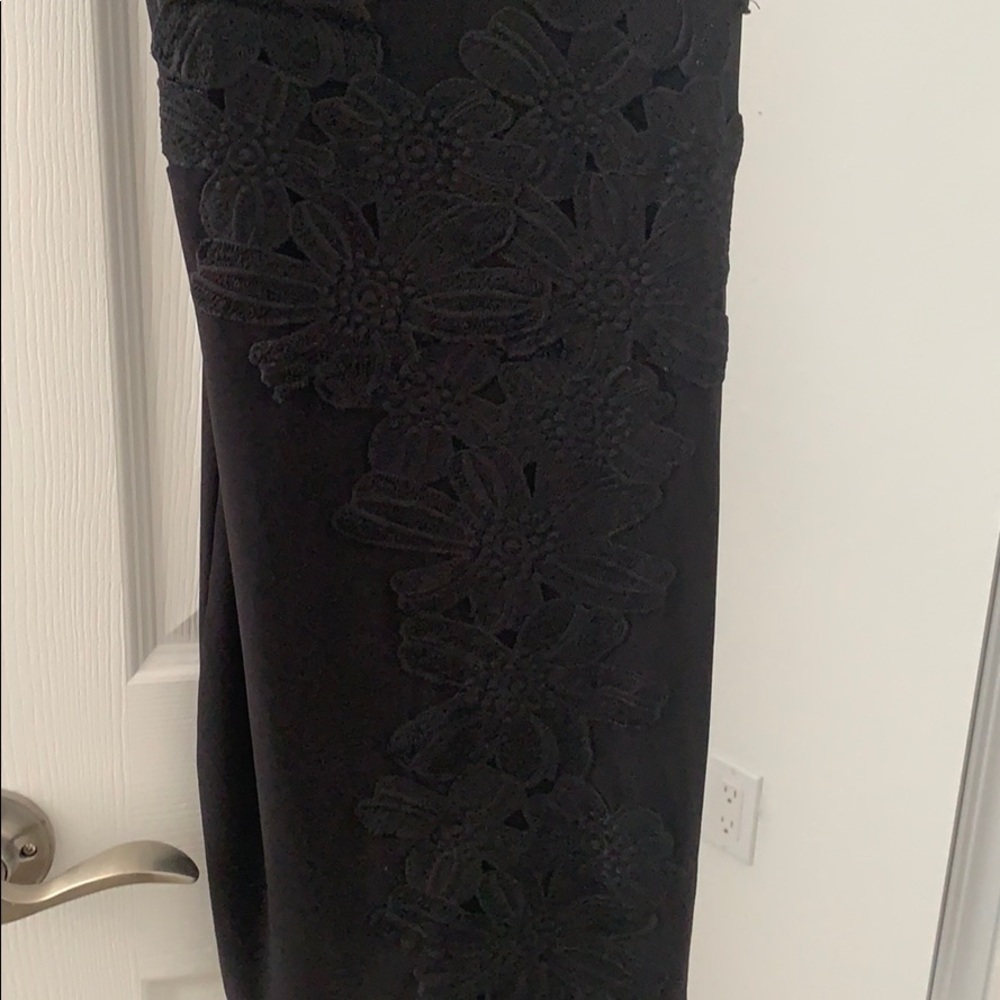 Back dress - Picture 3 of 4